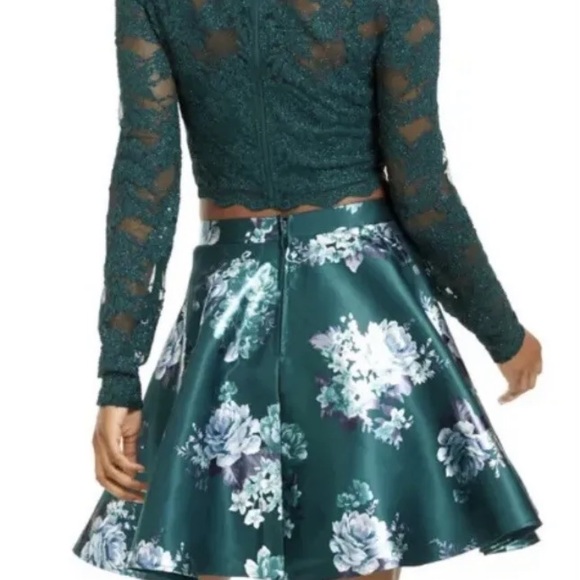 City Vibe Long-Sleeve Lace Top w/ Floral Print Skirt Two-Piece Dress Green Sz 13 - Picture 3 of 12